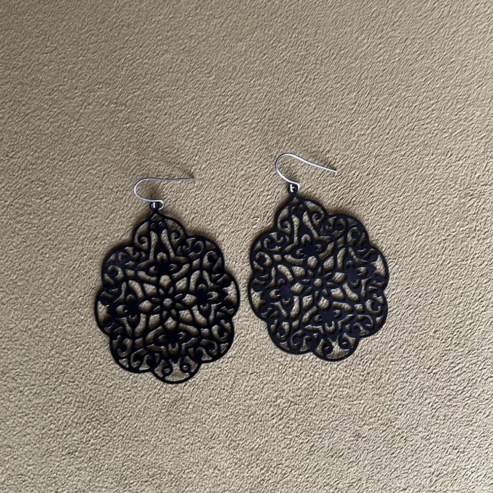 Black Metal Filagree Style Dangle Earrings